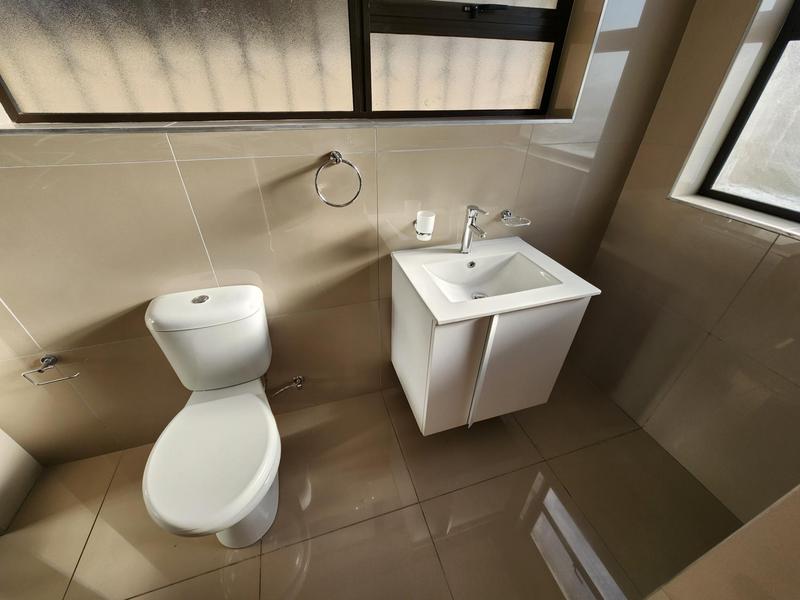 To Let 2 Bedroom Property for Rent in University Estate Western Cape